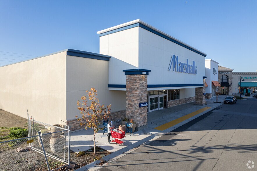 Bronze Star Dr, Woodland, CA 95776