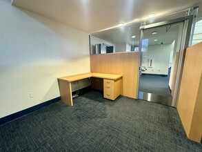 850 W March Ln, Stockton, CA for lease Interior Photo- Image 2 of 7