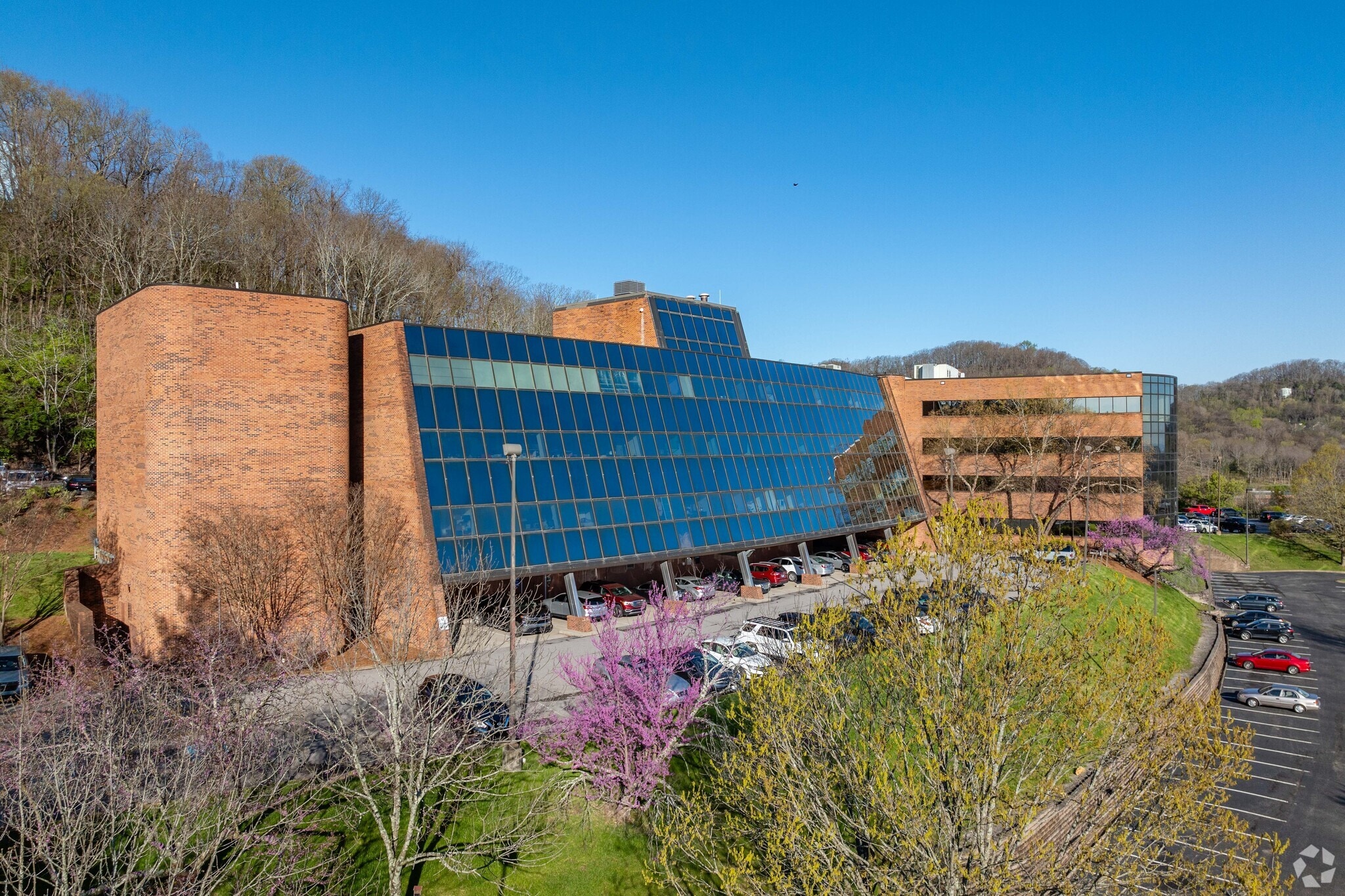 201 Summit View Dr, Brentwood, TN for lease Building Photo- Image 1 of 16