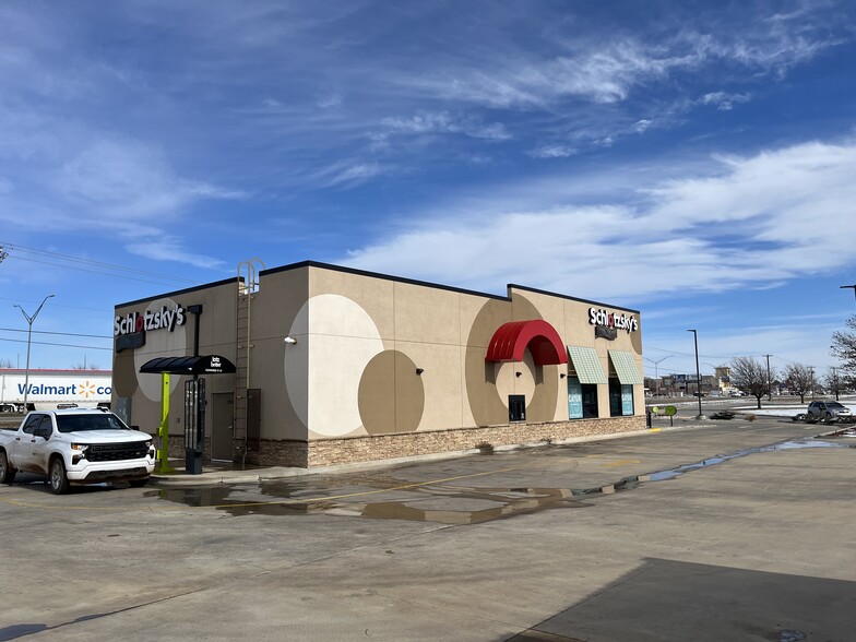 5229 W Owen K Garriott Rd, Enid, OK for lease - Building Photo - Image 3 of 3