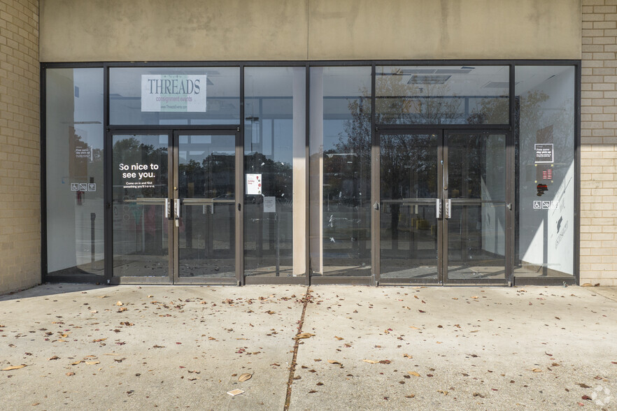 1400-1420 N Parham Rd, Richmond, VA for lease - Building Photo - Image 3 of 23