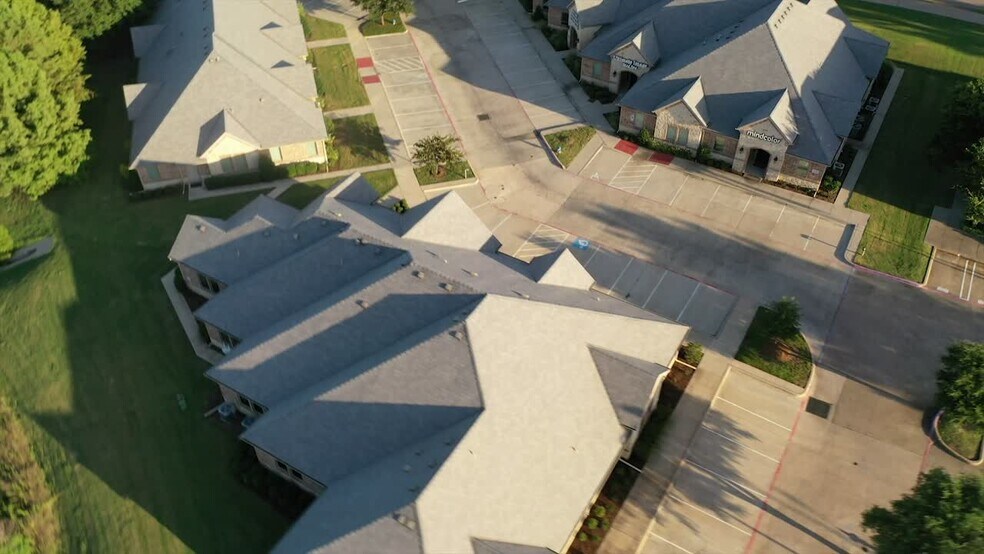 1060 W Campbell Rd, Richardson, TX for lease - Commercial Listing Video - Image 2 of 19