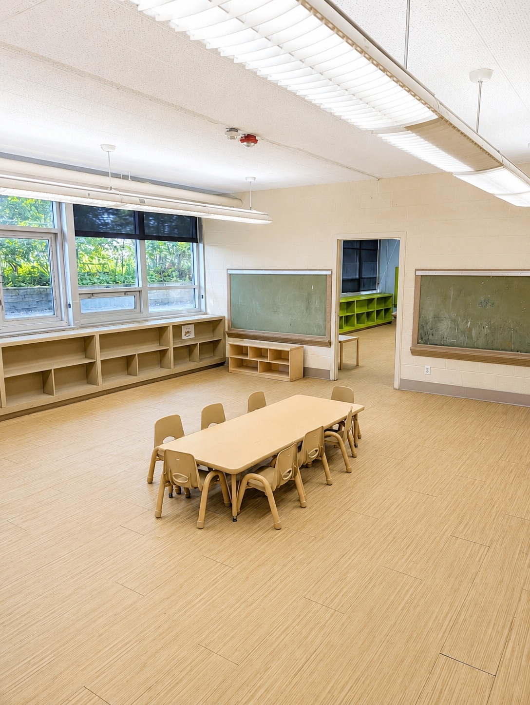 1514 Englewood Ave, Saint Paul, MN for lease Interior Photo- Image 1 of 11