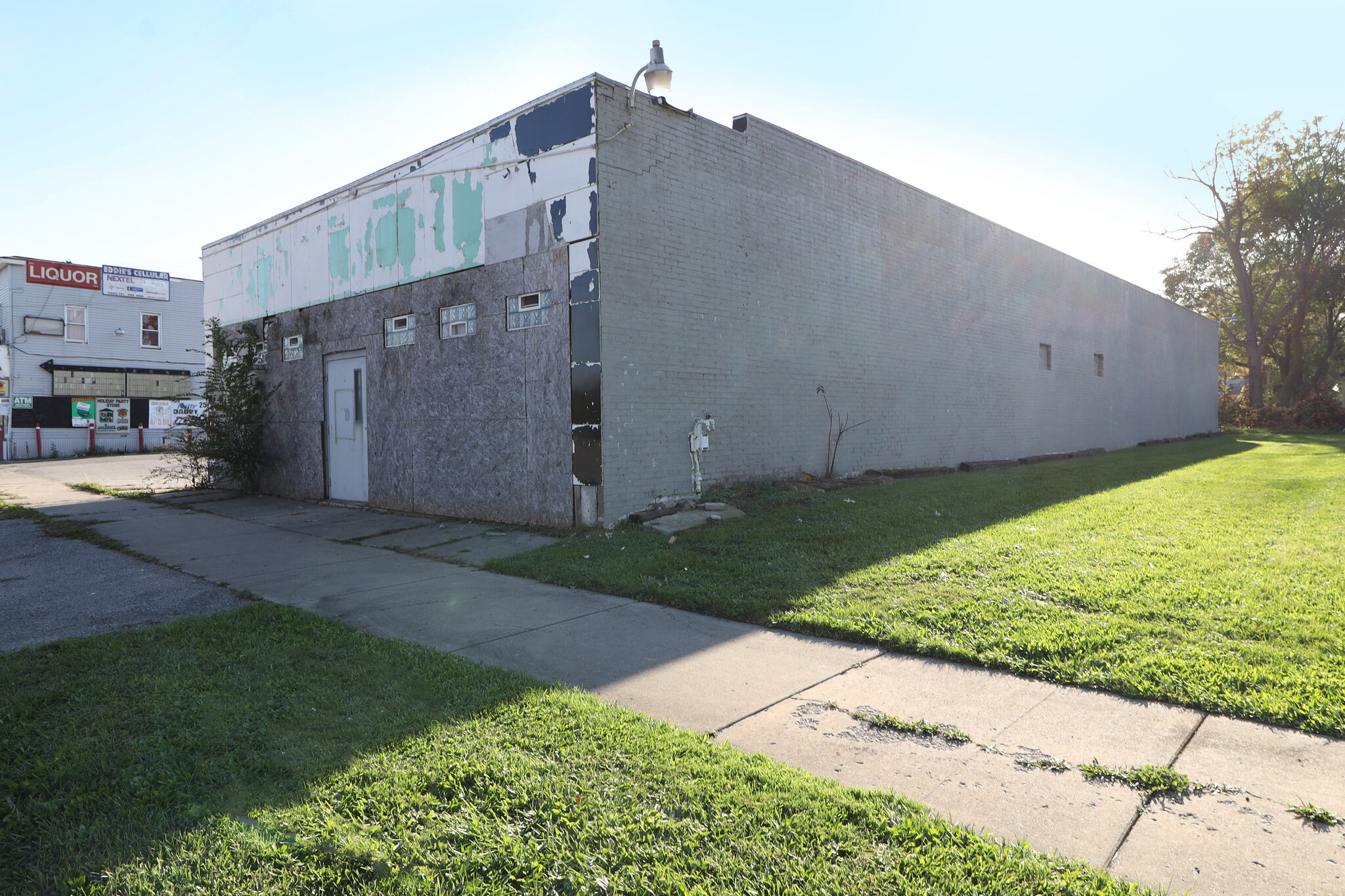 1915 E Genesee Ave, Saginaw, MI for sale Primary Photo- Image 1 of 1