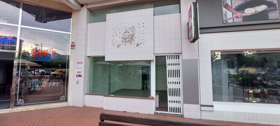 Calle Cataluña, 13, Gijón, Asturias for lease - Building Photo - Image 2 of 19