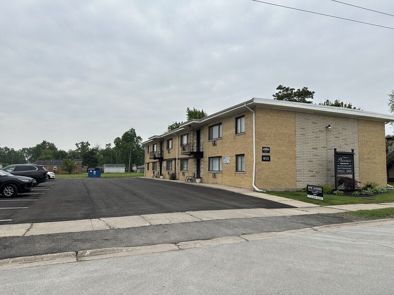 611 E 151st St, Phoenix, IL for sale - Building Photo - Image 3 of 11