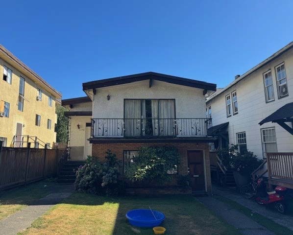 1346 2nd Av E, Vancouver, BC for sale - Primary Photo - Image 1 of 2