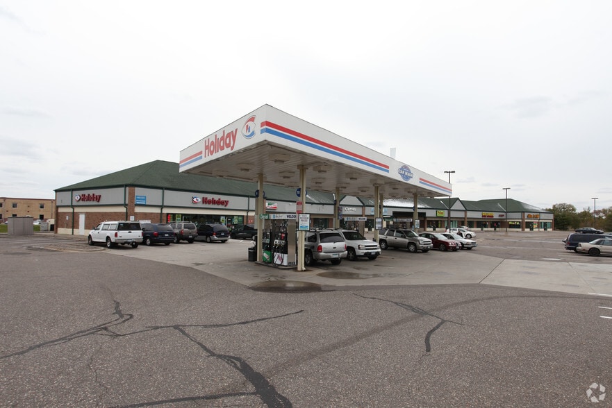 13445-13501 Business Center Dr, Elk River, MN for lease - Building Photo - Image 2 of 12