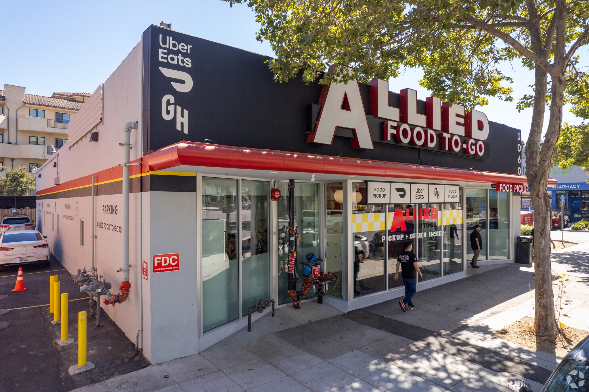Blaze Pizza East Colorado Boulevard Pasadena Ca 1060 E Colorado Blvd, Pasadena, CA 91106 - Pasadena Ghost Kitchen Space