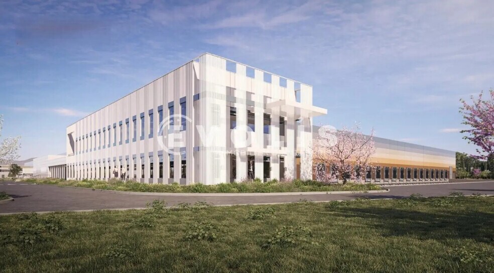 Industrial in Cavaillon for lease - Building Photo - Image 2 of 7