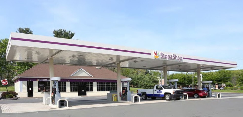 332 S Main St, Colchester, CT for sale - Primary Photo - Image 1 of 1