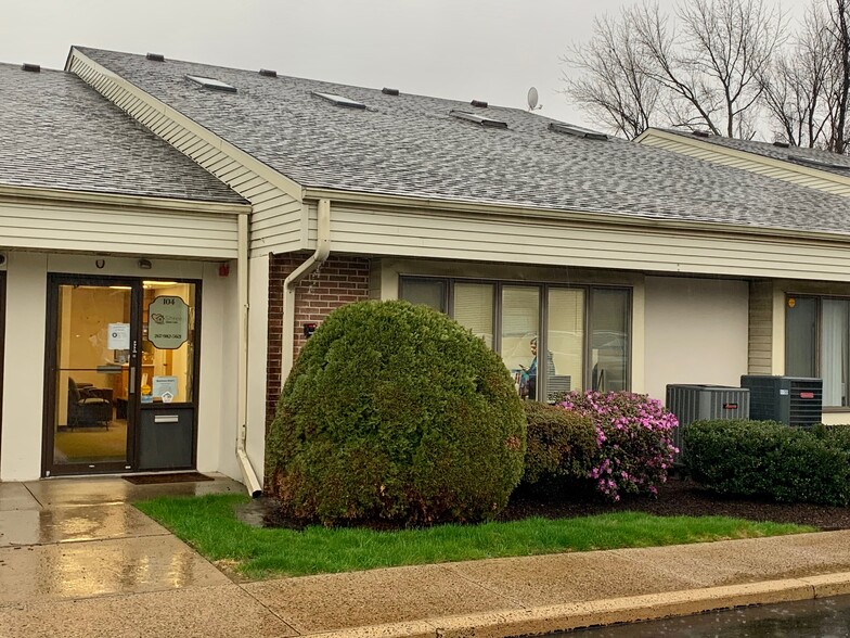 111 E Pennsylvania Blvd, Feasterville Trevose, PA for lease - Primary Photo - Image 1 of 1