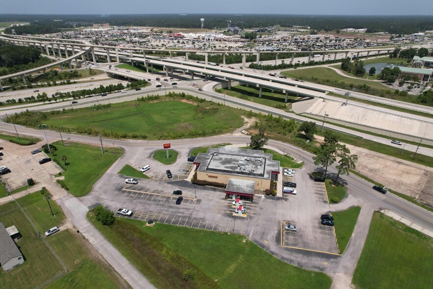 22420 Community Dr, New Caney, TX for sale - Aerial - Image 1 of 5