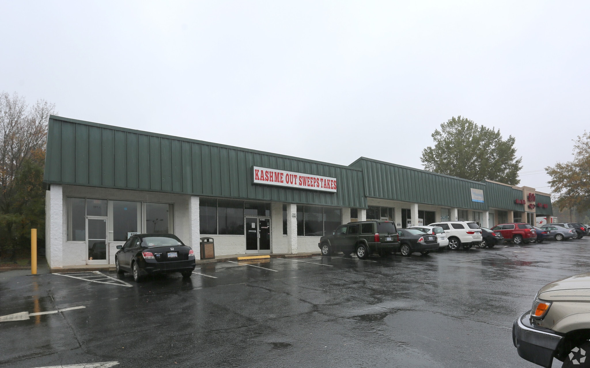 2322 N Church St, Burlington, NC for lease Primary Photo- Image 1 of 7