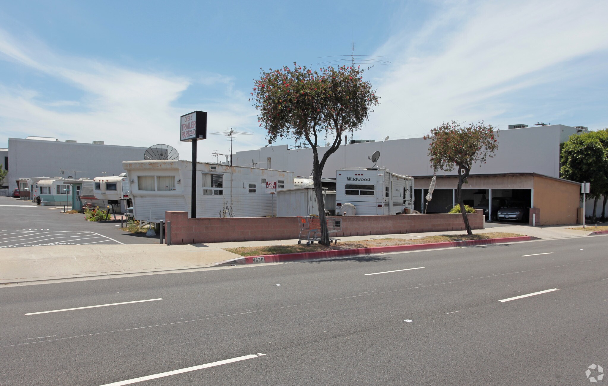 4630 W Rosecrans Ave, Hawthorne, CA for sale Primary Photo- Image 1 of 1