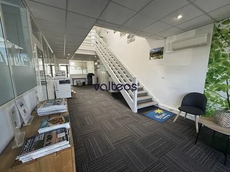 Office in Balma for lease - Interior Photo - Image 2 of 5