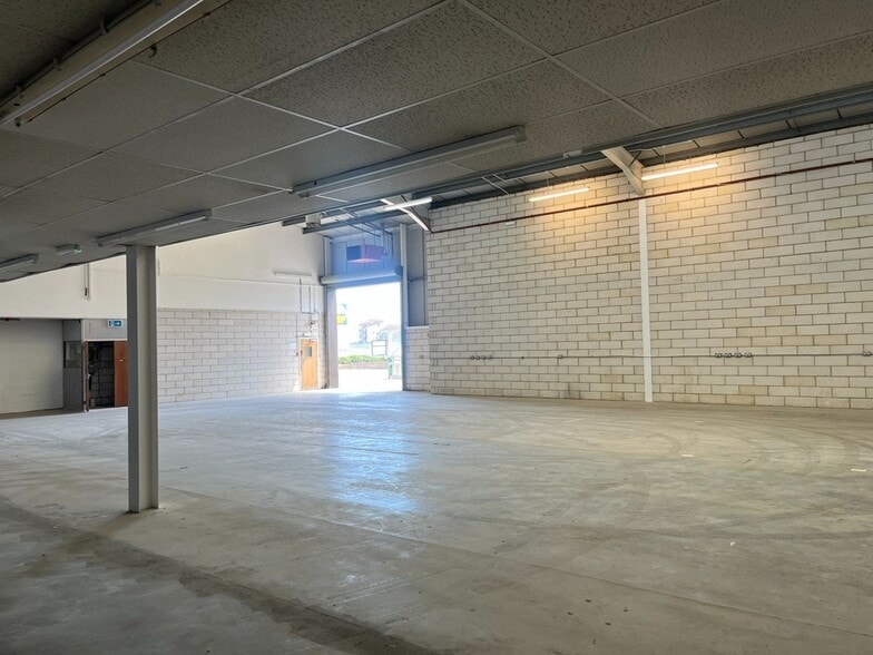 Brighton Rd, Shoreham By Sea for lease - Interior Photo - Image 3 of 8