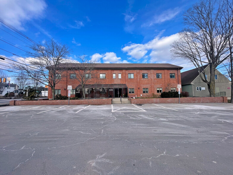 6 Main St, Gray, Me 04039 - Office For Lease 