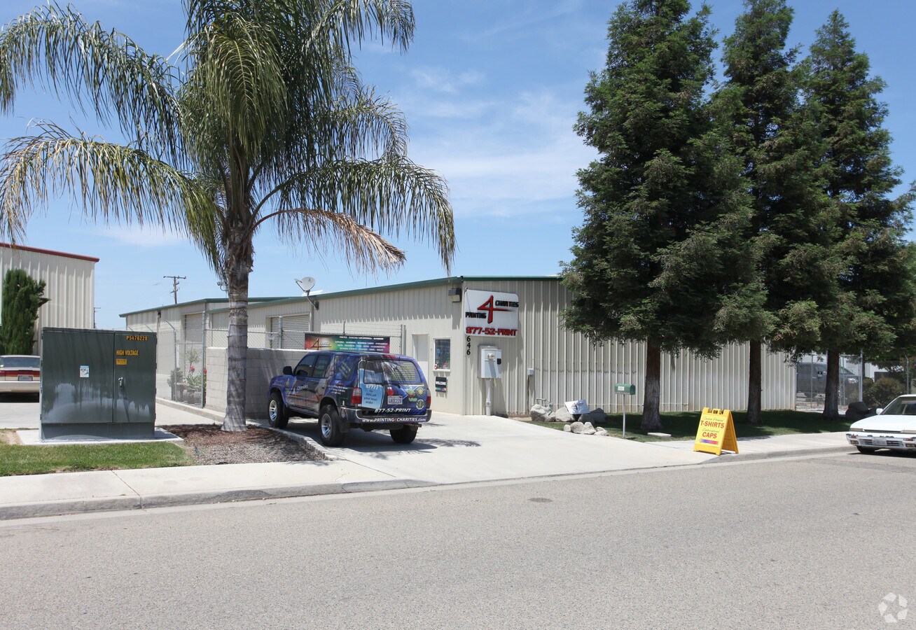 646 Industrial Dr, Exeter, CA 93221