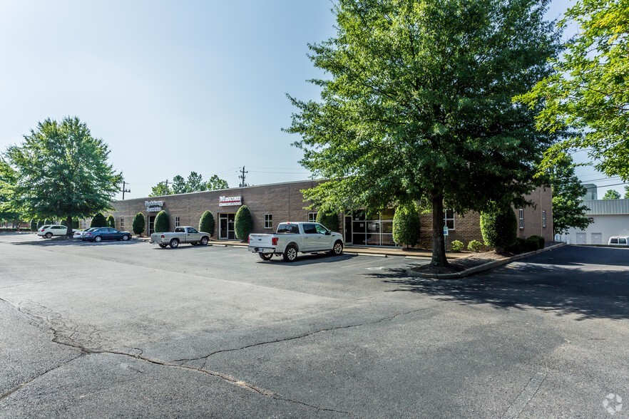 8059 Stage Hills Blvd, Memphis, TN for lease - Building Photo - Image 2 of 5