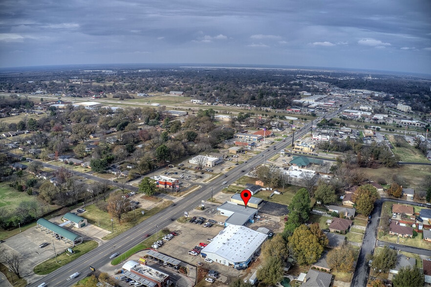 1430 S Broadway St, Sulphur Springs, TX for sale - Building Photo - Image 3 of 29