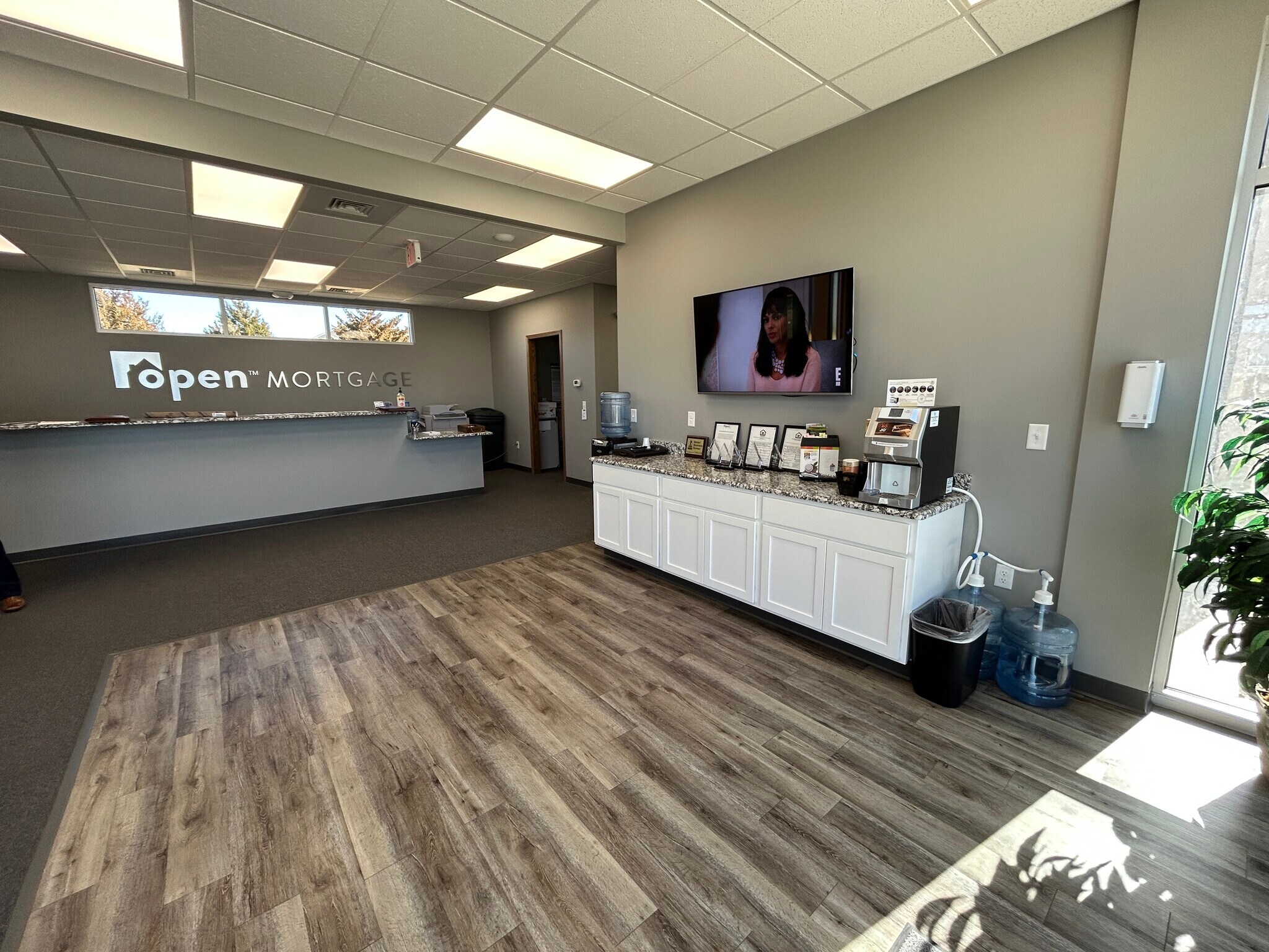 3946 N Ridge Rd, Wichita, KS for sale Interior Photo- Image 1 of 1