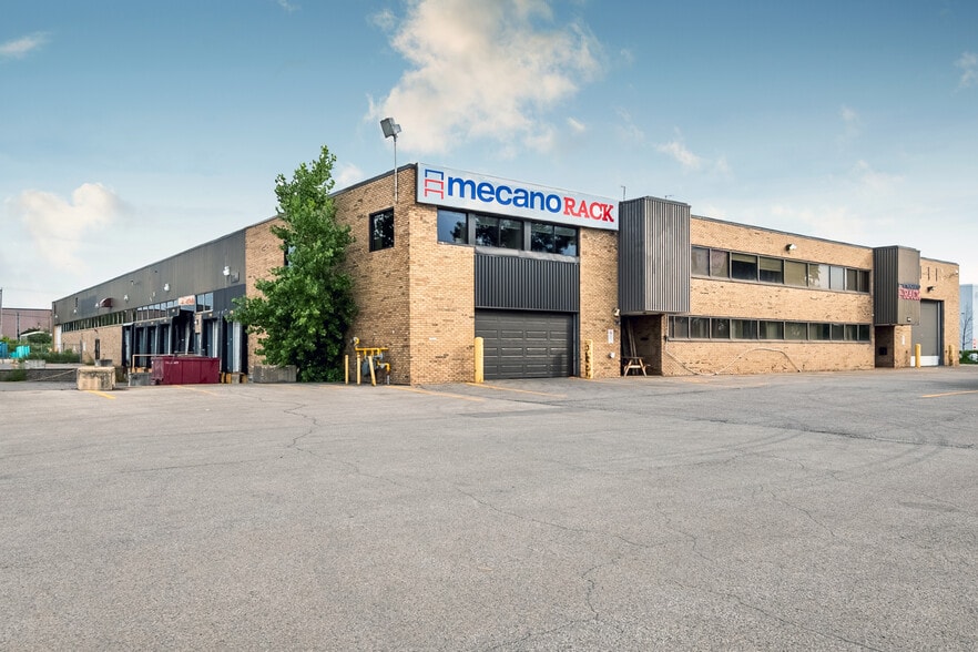 2685-2705 Av Francis-Hughes, Laval, QC for sale - Building Photo - Image 1 of 1