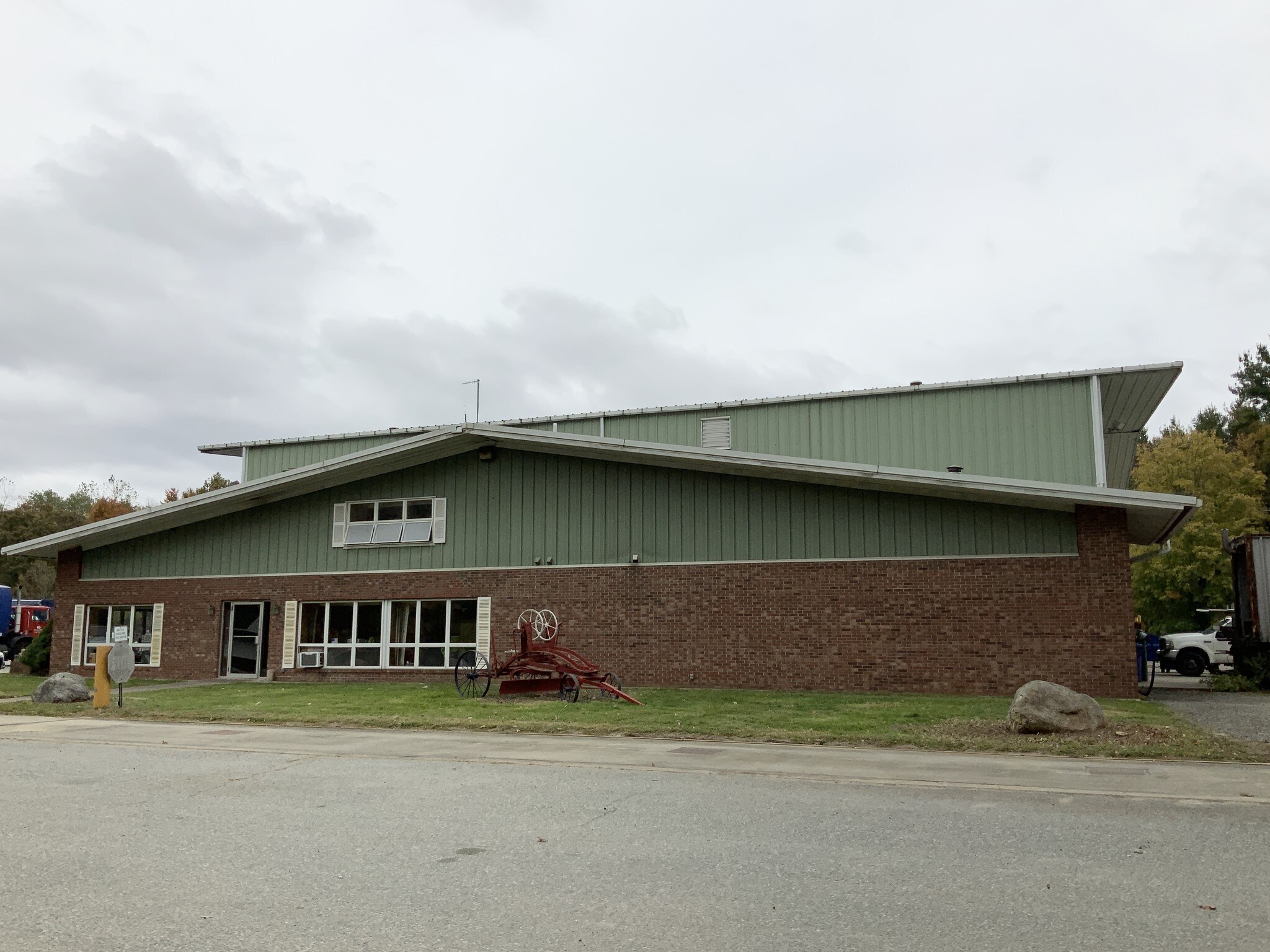 133 Packer Rd, Canterbury, CT for sale Primary Photo- Image 1 of 1