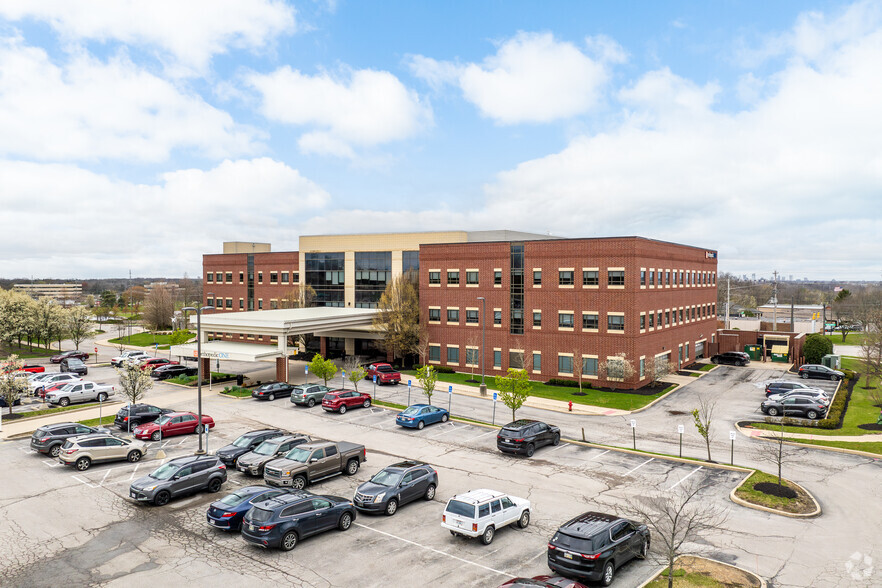 170 Taylor Station Rd, Columbus, OH for lease - Building Photo - Image 1 of 37