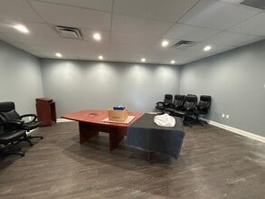 51 Ozick Dr, Durham, CT for lease Interior Photo- Image 1 of 7