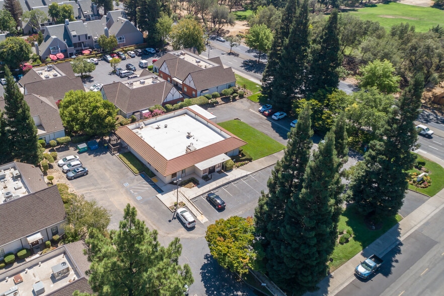 8001 Madison Ave, Citrus Heights, CA for sale - Aerial - Image 3 of 23