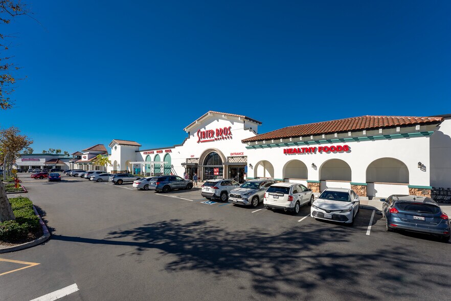 3720-3780 Mission Ave, Oceanside, CA for lease - Building Photo - Image 1 of 9