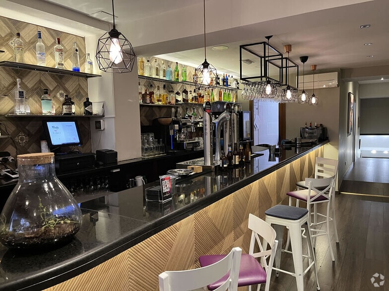 Retail in Madrid, Madrid for lease - Interior Photo - Image 1 of 1