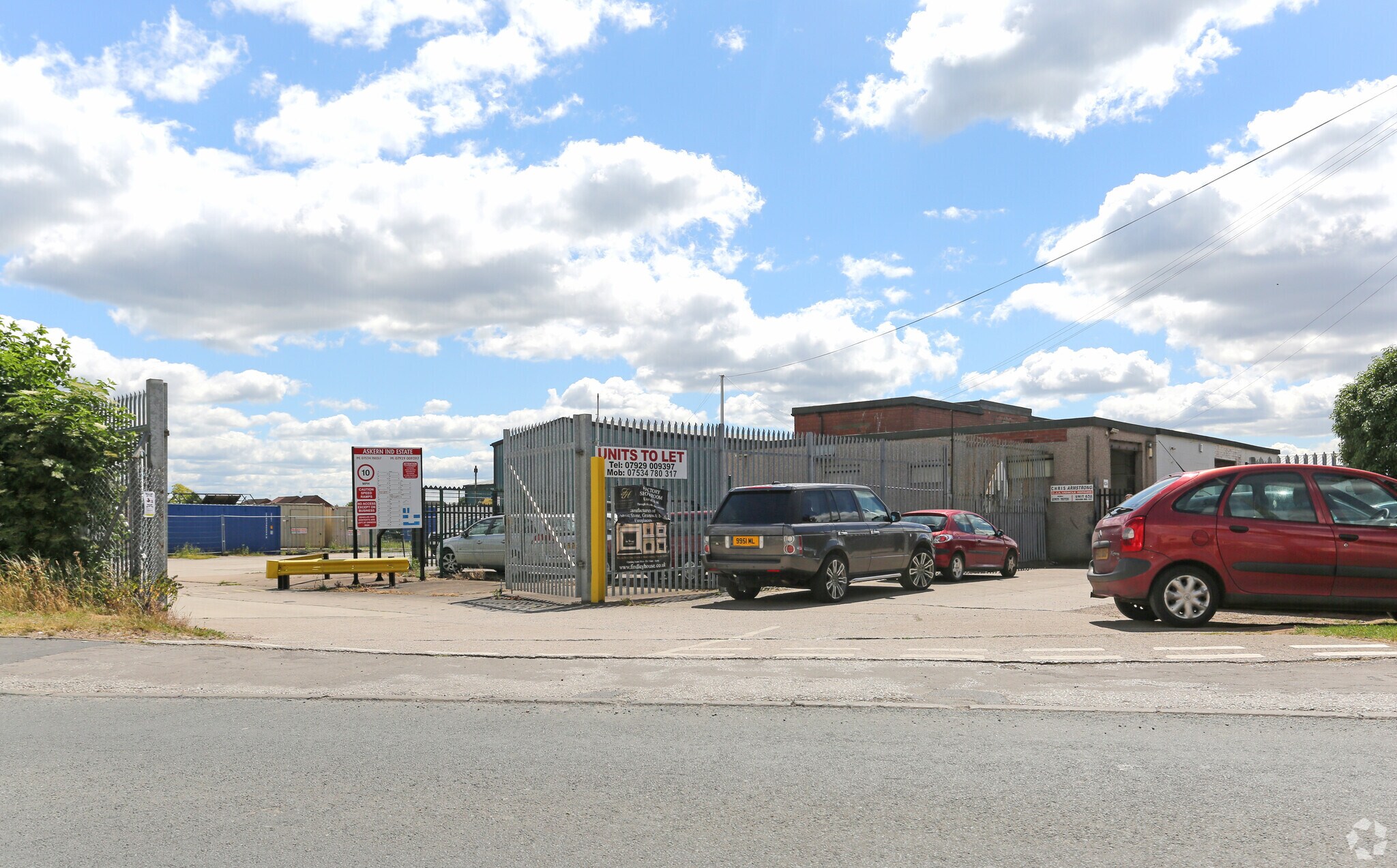 Moss Rd, Doncaster for lease Primary Photo- Image 1 of 12