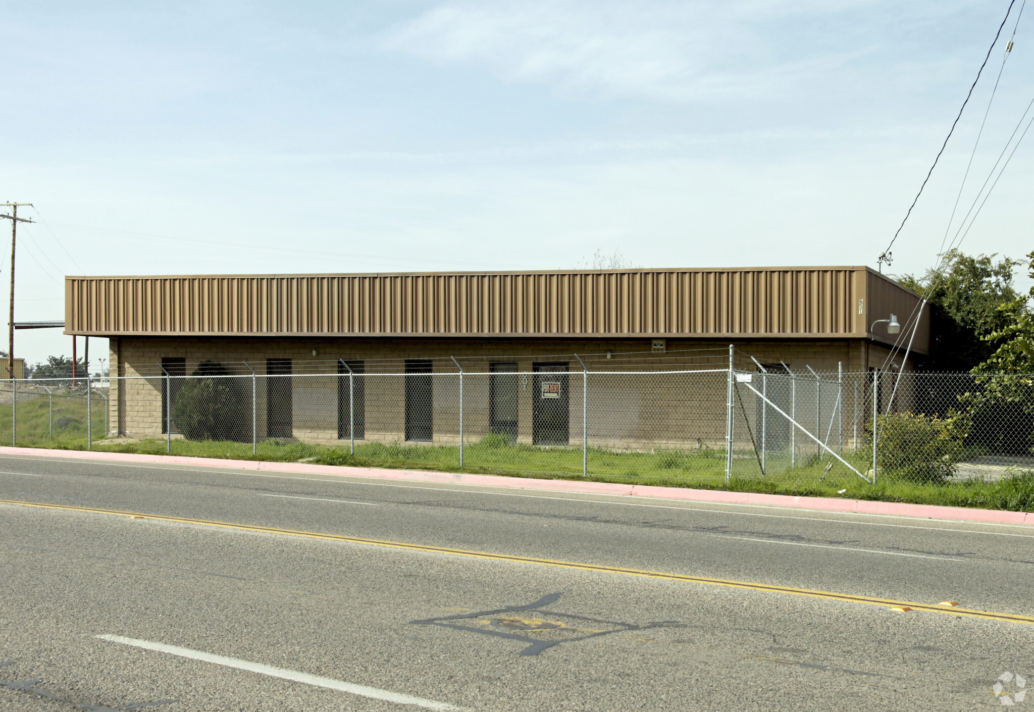 601 S Main St, Porterville, CA for sale Primary Photo- Image 1 of 1