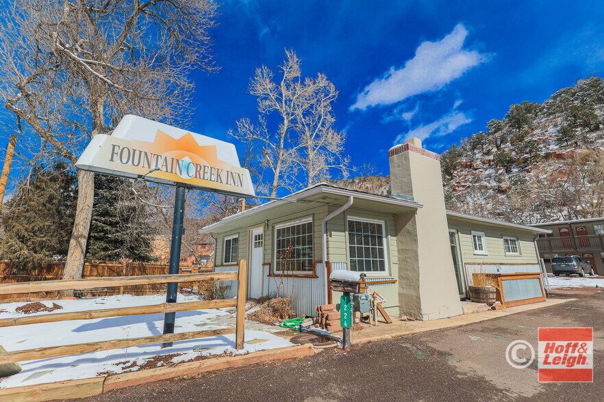 1222 Manitou Ave, Manitou Springs, CO 80829