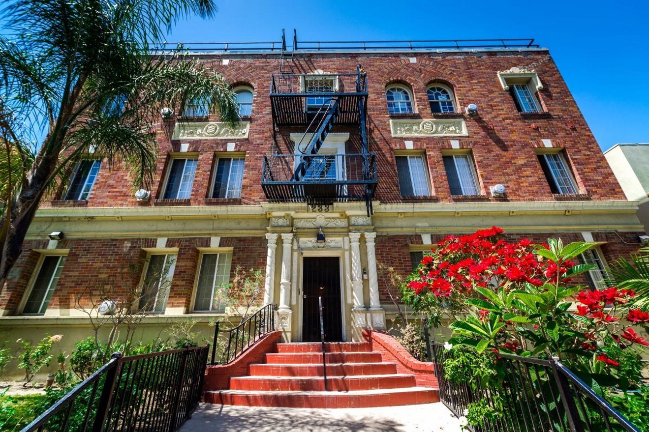 233 N Kenmore Ave, Los Angeles, CA 90004 - Multifamily for Sale | LoopNet