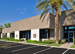 4602 E Elwood St, Phoenix, AZ for lease - Building Photo - Image 3 of 4