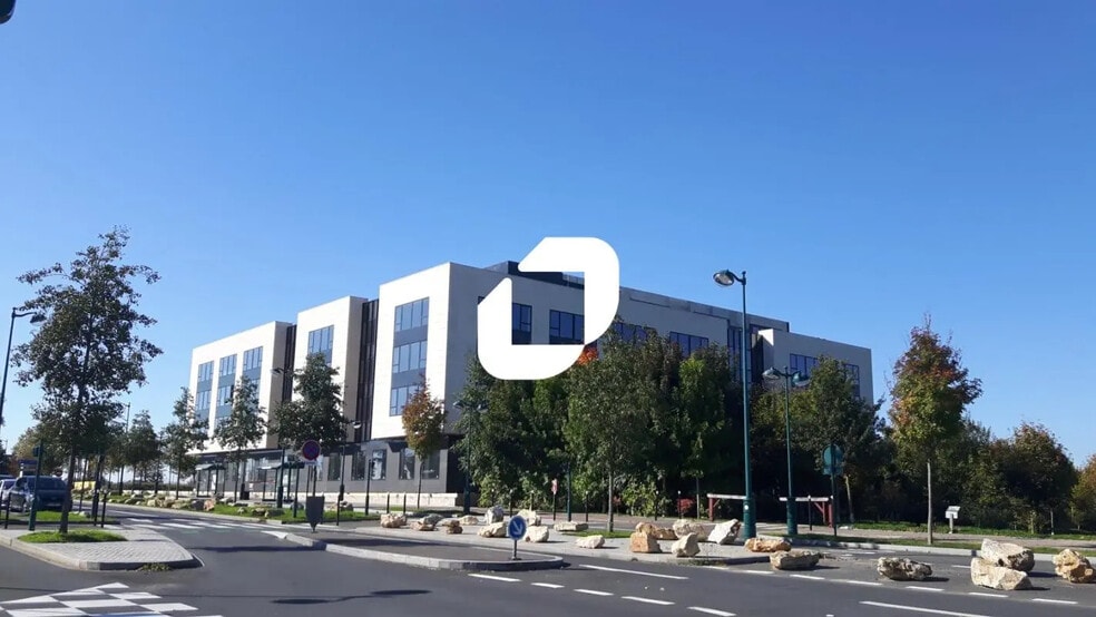 Office in Jossigny for sale - Building Photo - Image 1 of 13