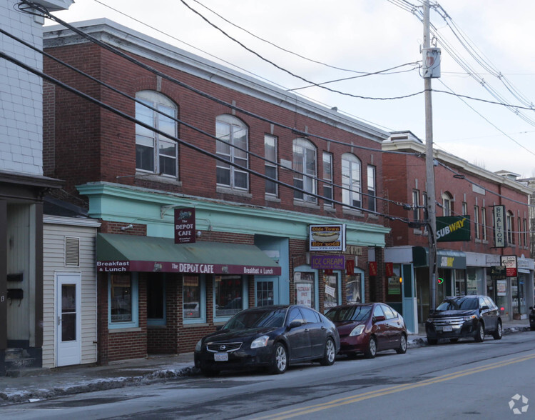 11 S Main St, Uxbridge, MA for sale - Primary Photo - Image 1 of 1