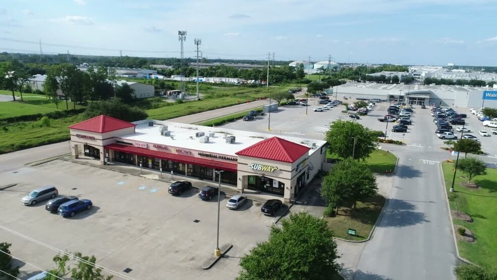 10780 Westview, Houston, TX for lease - Commercial Listing Video - Image 2 of 8