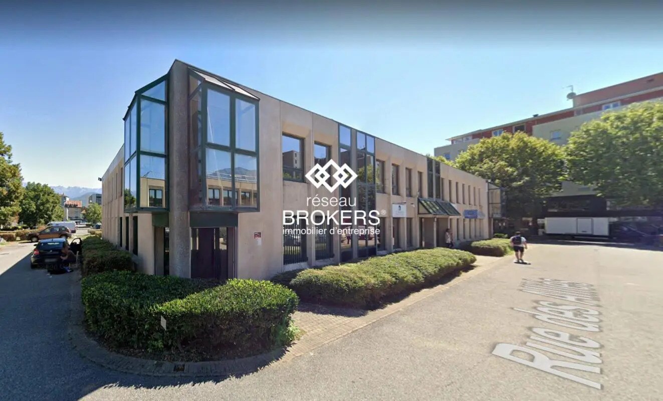 Office in Grenoble for lease Building Photo- Image 1 of 6