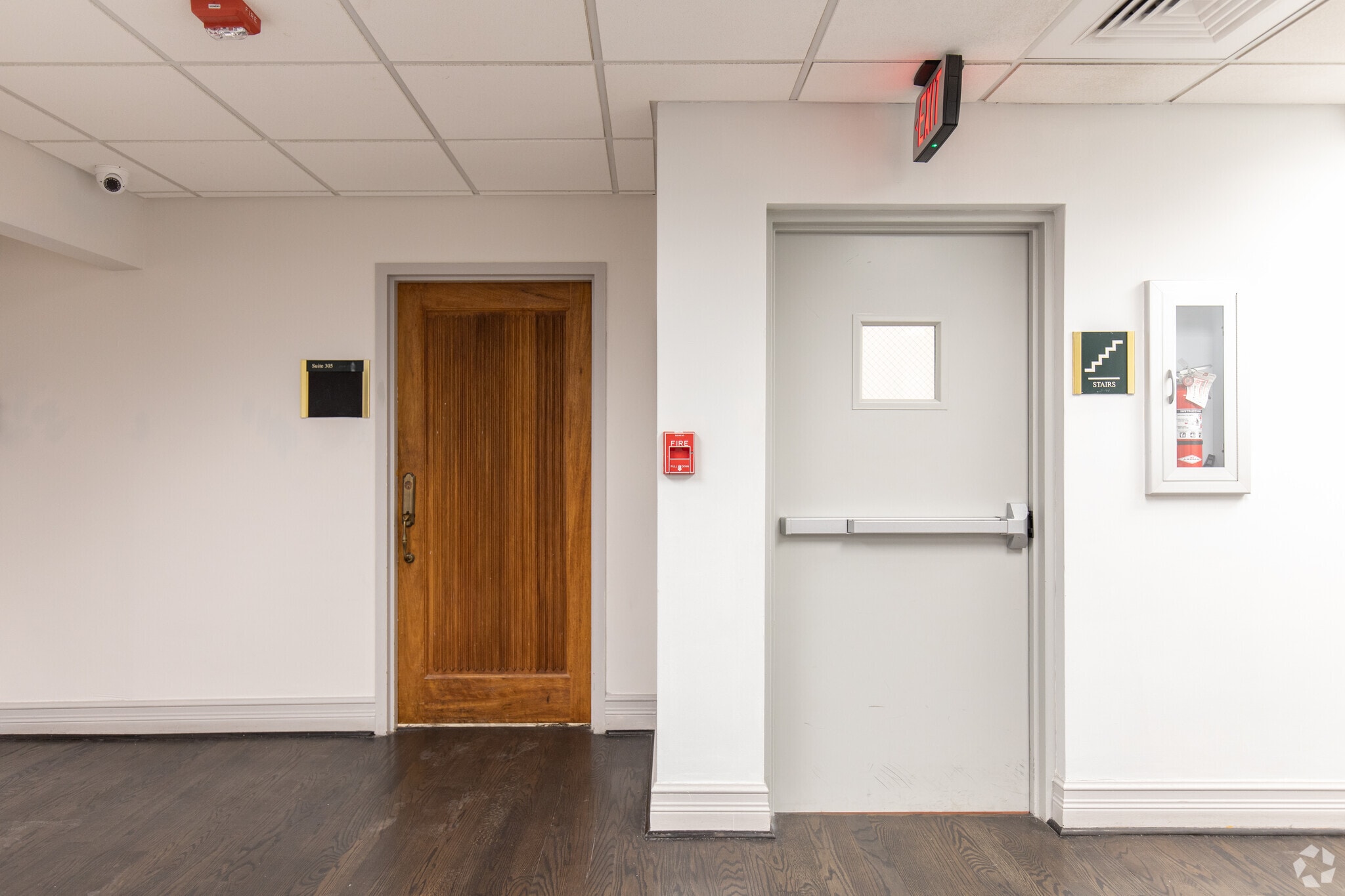 4675 Ponce de Leon Blvd, Coral Gables, FL for lease Interior Photo- Image 1 of 11