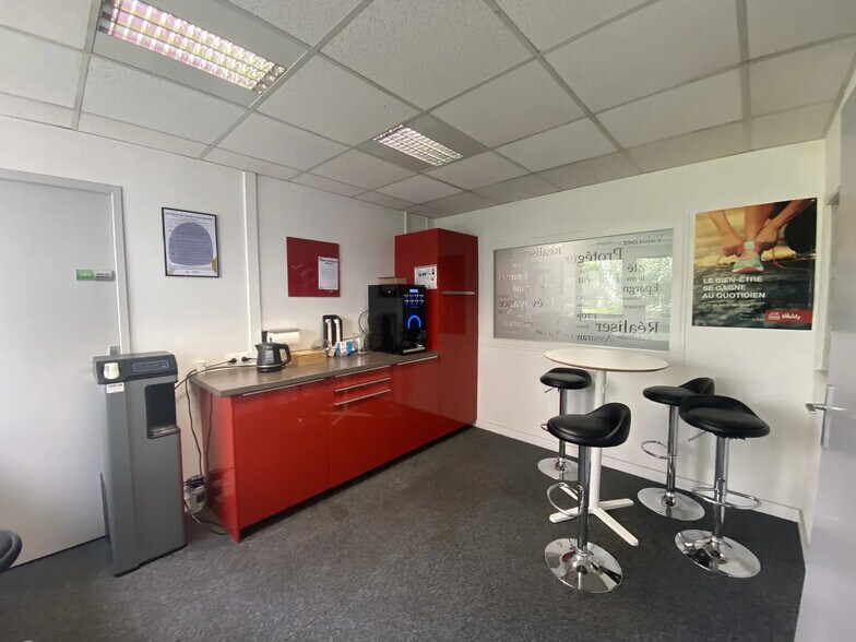 29 Quai De Versailles, Nantes for sale - Interior Photo - Image 2 of 9