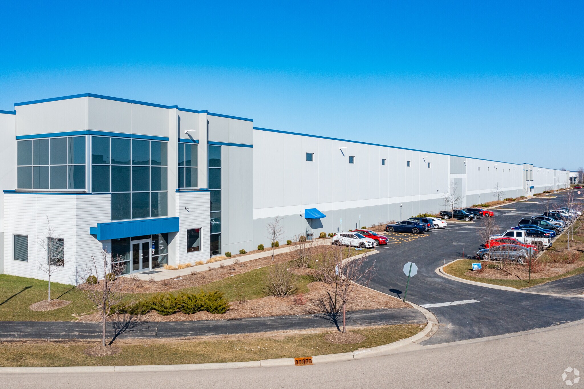 3926 Burwood Dr, Waukegan, IL for lease Building Photo- Image 1 of 9