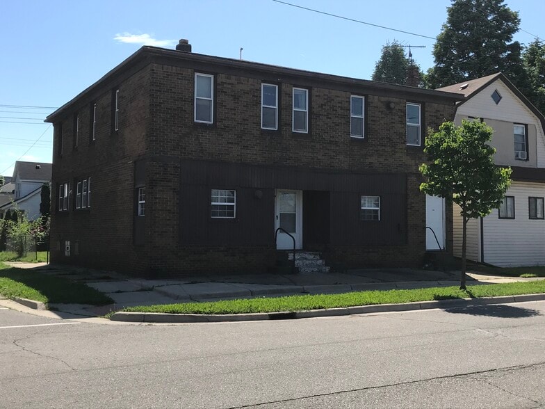 116 E Great Lakes St, River Rouge, MI 48218
