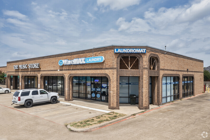 1311 Plaza Dr, Garland, TX for lease - Building Photo - Image 1 of 8