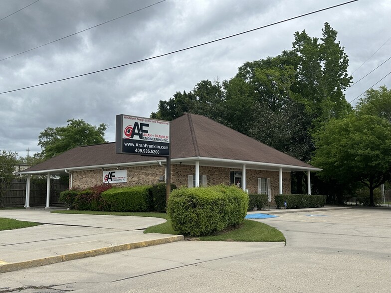 7620 Eastex Fwy, Beaumont, TX for lease - Building Photo - Image 1 of 5