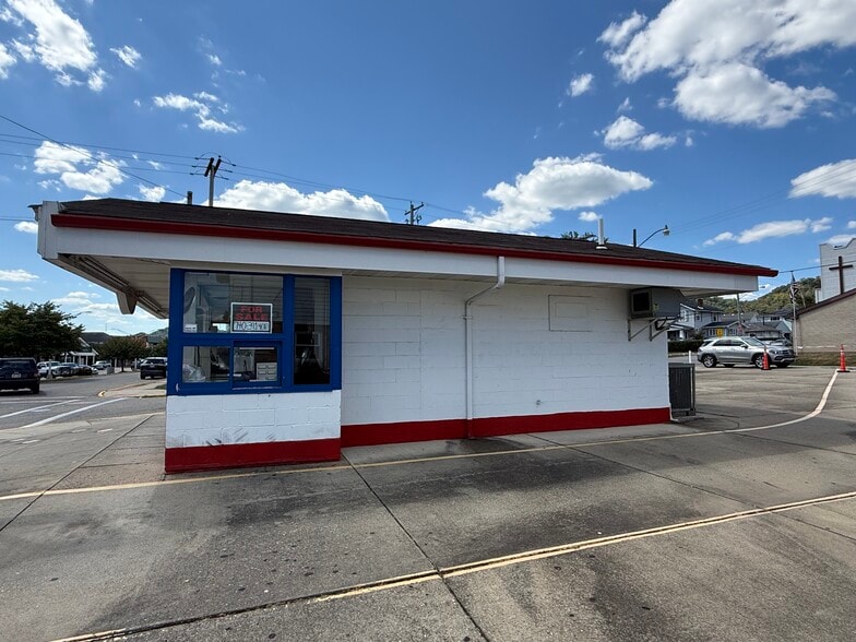 3795 Central Ave, Shadyside, OH for sale - Building Photo - Image 3 of 17