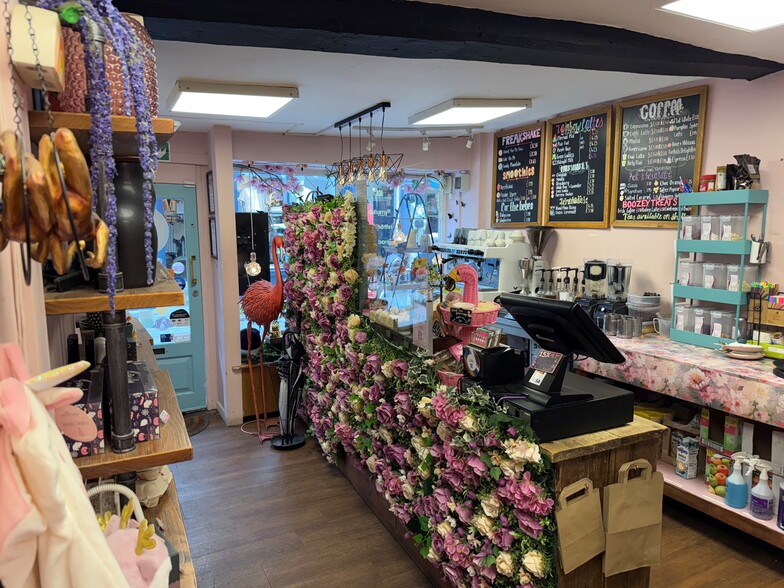 6 Stonegate, York for lease - Building Photo - Image 3 of 13